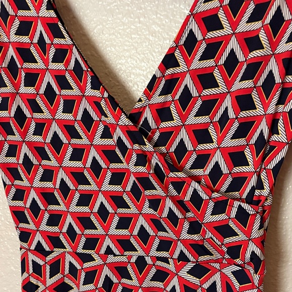 Kayleigh Geometric Patterned Dress - Red and Black - Picture 3 of 5
